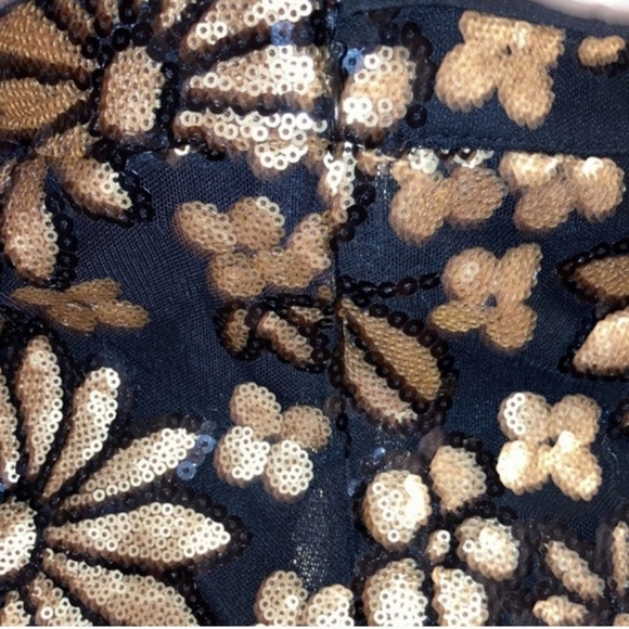 “Say What?” Woman’s High waisted Black & Gold Mesh floral sequin shorts medium - Picture 6 of 8